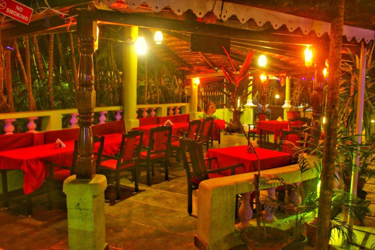 Candolim Glitter Sand Dış mekan fotoğraf